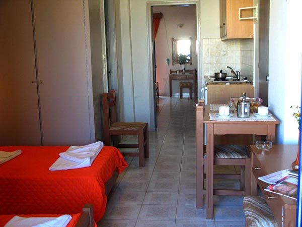 Golden Coast Seaside Apartments 레팀노 외부 사진