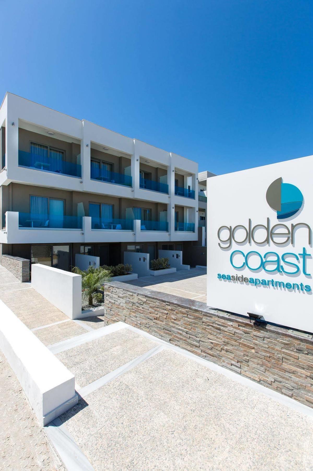 Golden Coast Seaside Apartments 레팀노 외부 사진